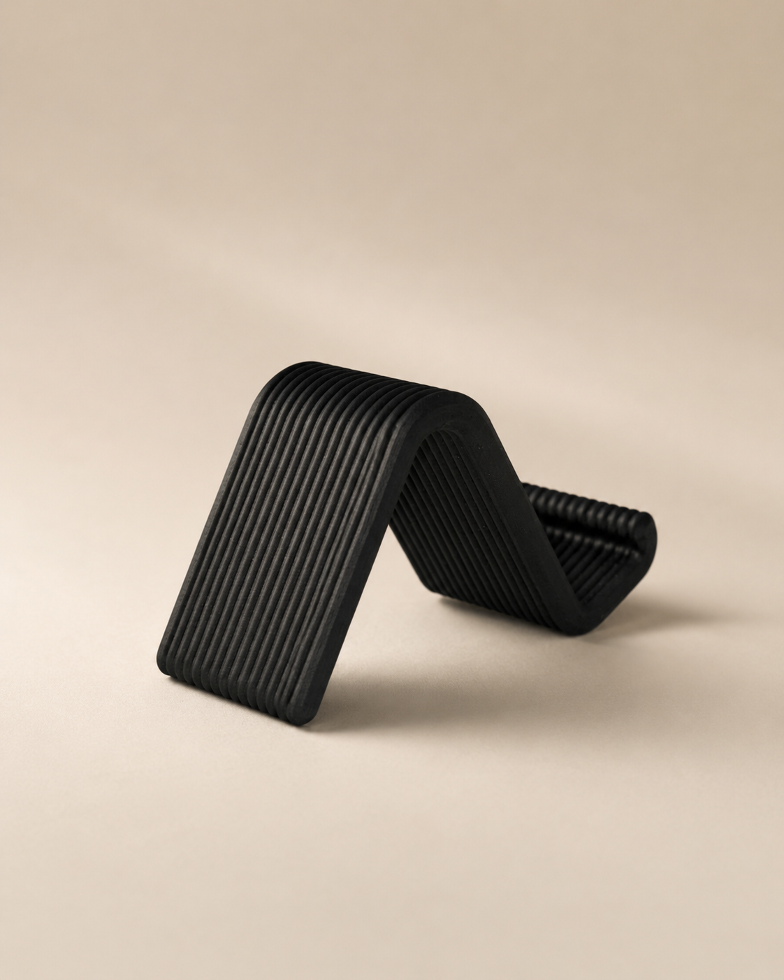 Soporte minimalista para celular