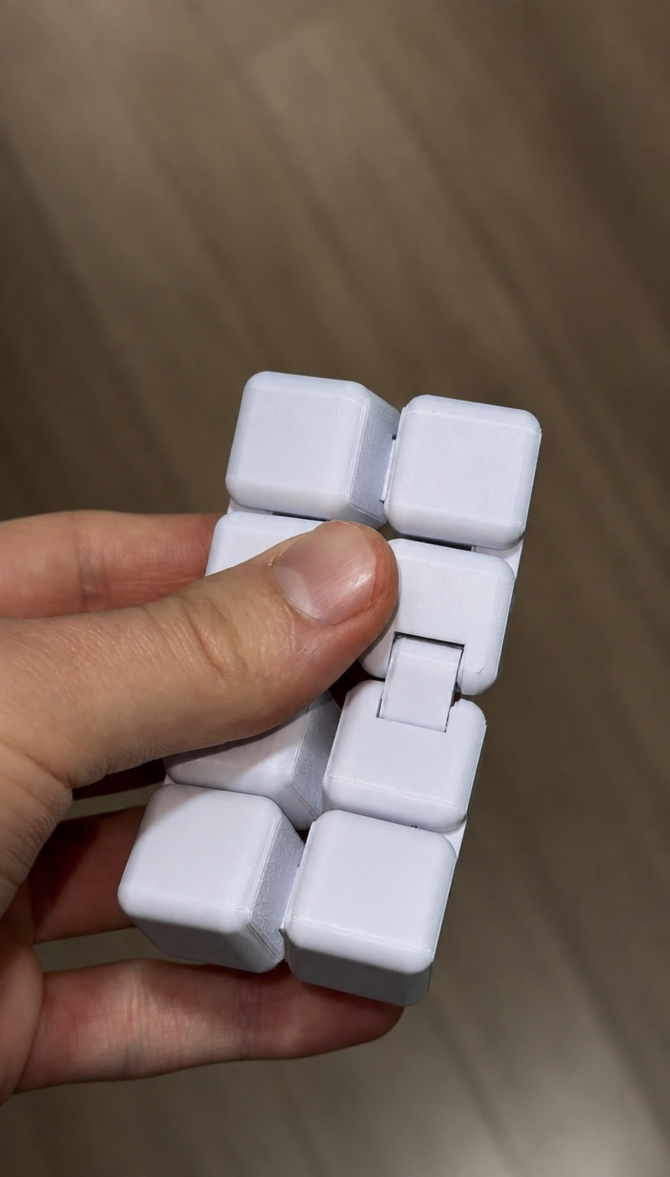 Cubo infinito articulado